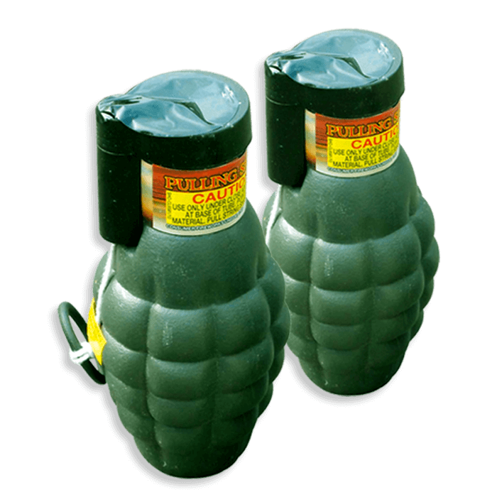 PULLING SMOKE GRENADE